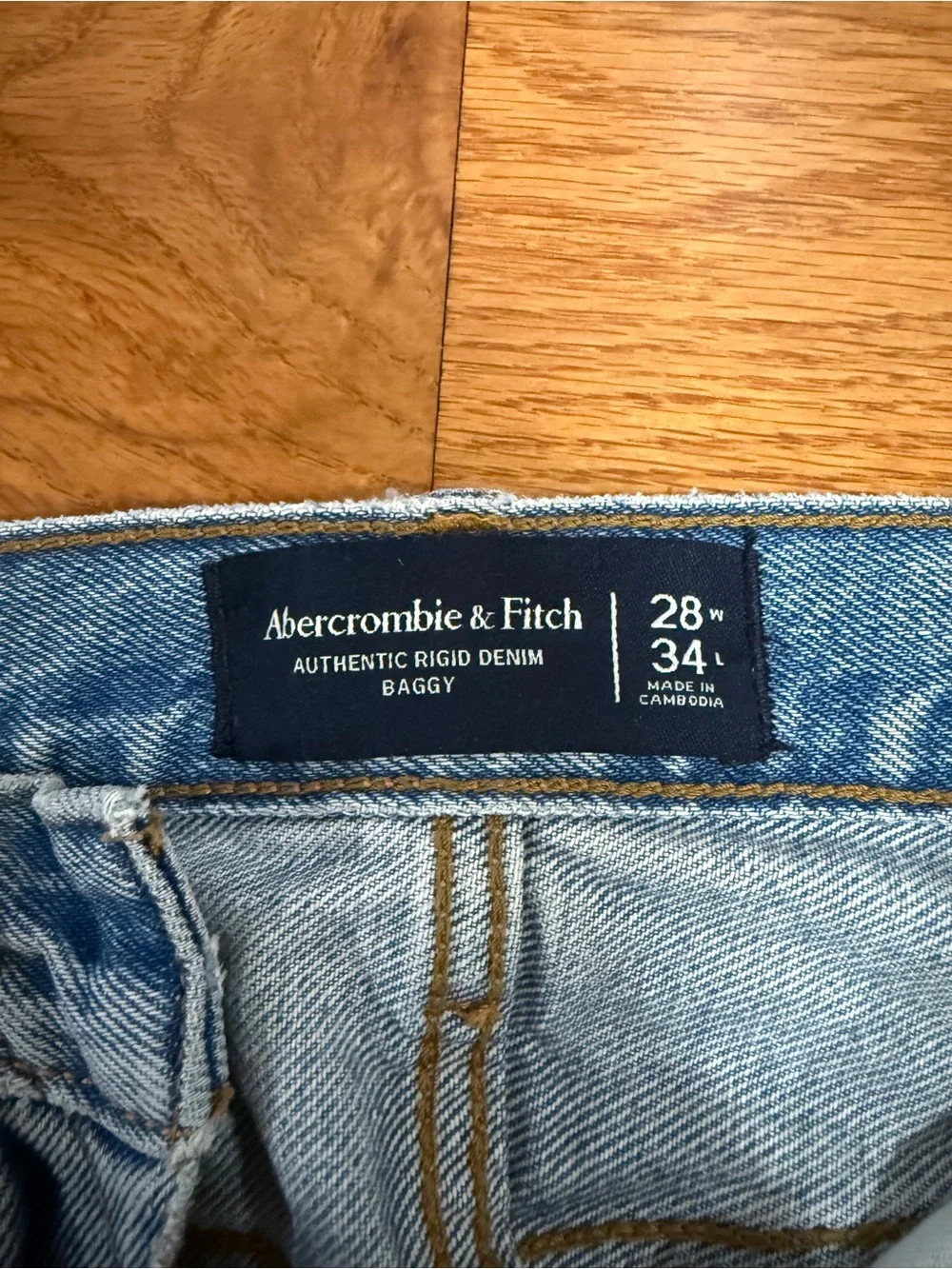Abercrombie & Fitch Light Blue Denim Baggy Jeans